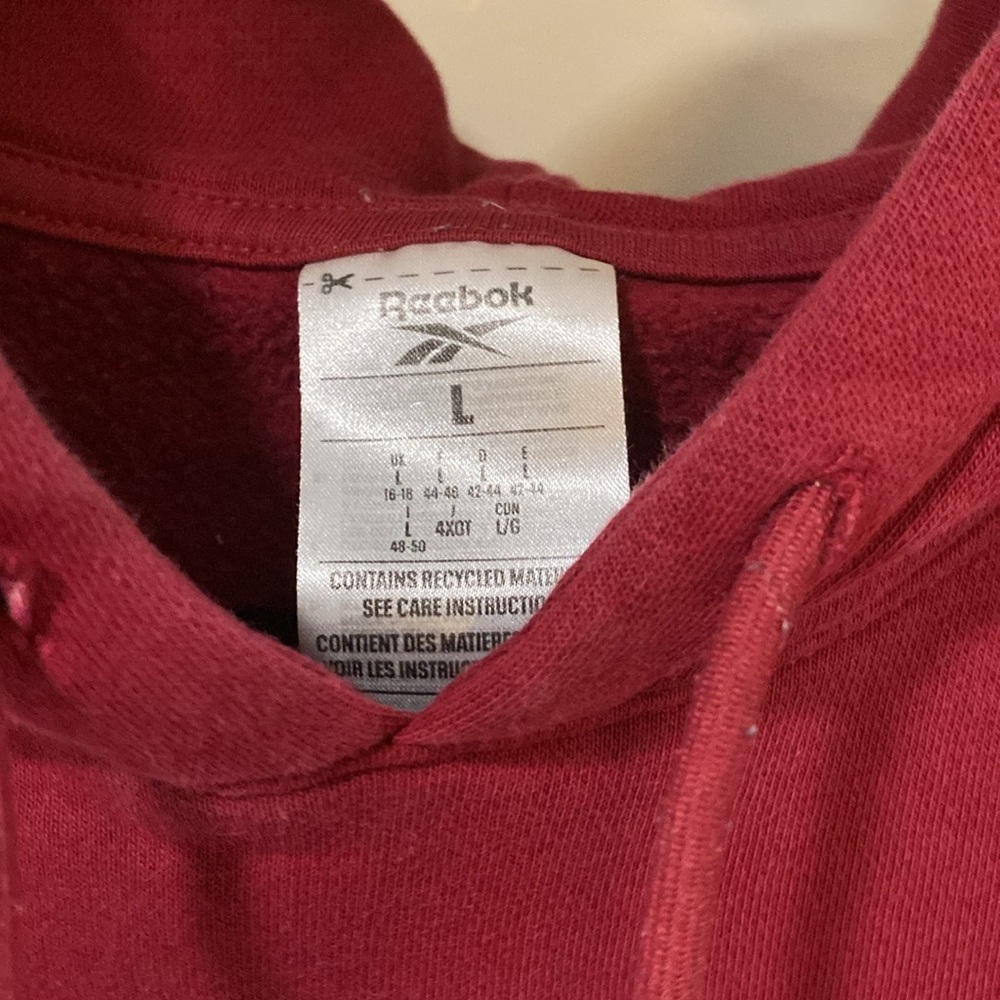 Size L Sweatshirt Reebok - Picture 2 of 3
